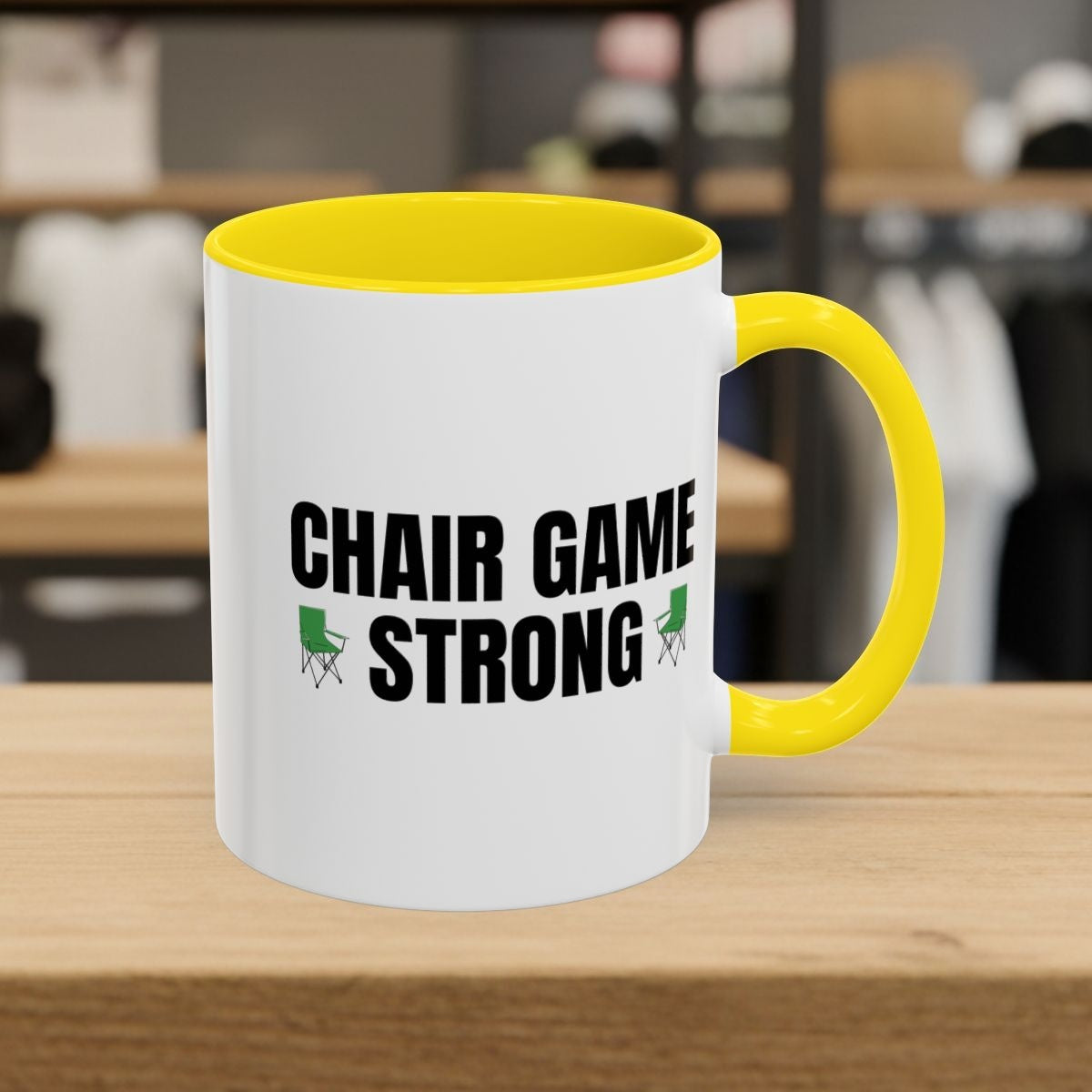 Chair Game Strong - Golf Mug in Yellow